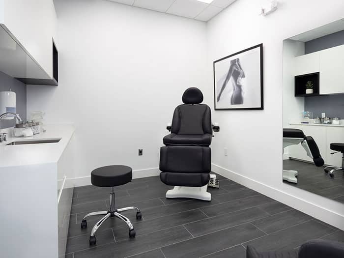 Elite Plastic Surgery exam room